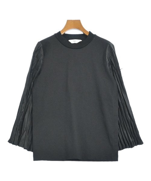 TOGA เสื้อยืด/เสื้อท็อปส์