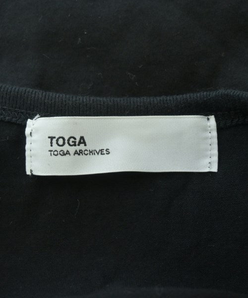 TOGA เสื้อยืด/เสื้อท็อปส์