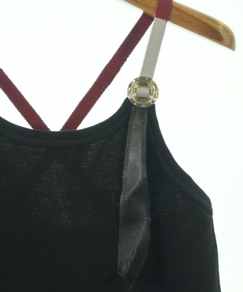 TOGA เสื้อสายเดี่ยว