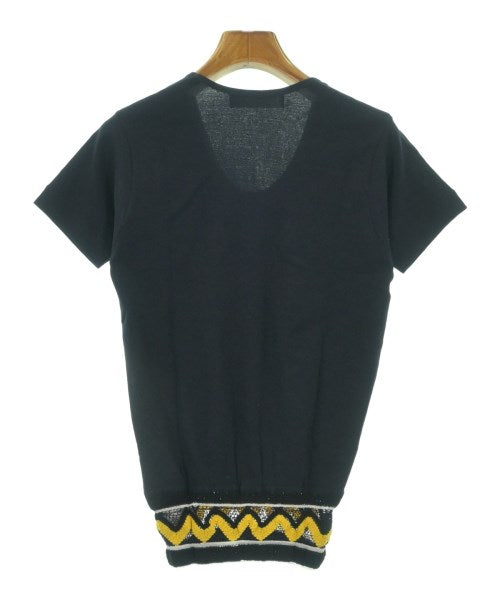 TOGA เสื้อยืด/เสื้อท็อปส์