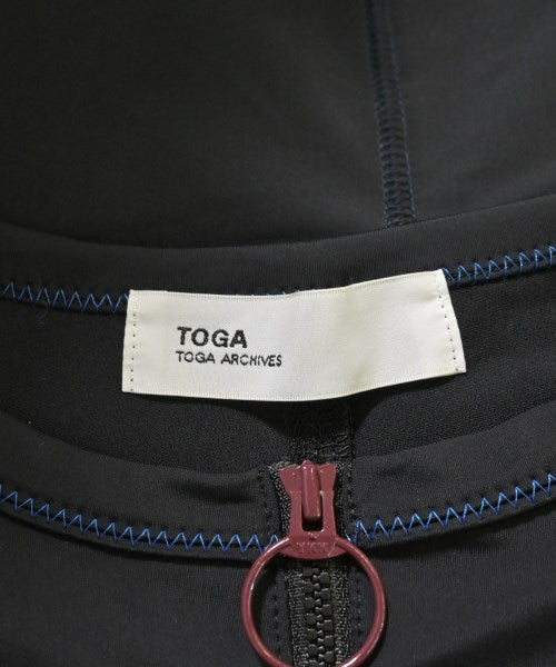 TOGA เสื้อยืด/เสื้อท็อปส์