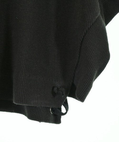 TOGA เสื้อยืด/เสื้อท็อปส์