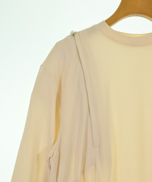 TOGA เสื้อยืด/เสื้อท็อปส์