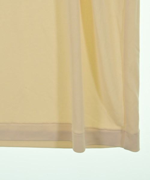 TOGA เสื้อยืด/เสื้อท็อปส์