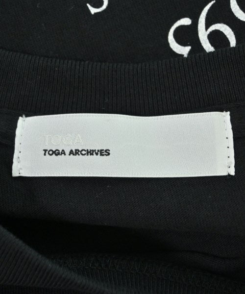 TOGA เสื้อยืด/เสื้อท็อปส์