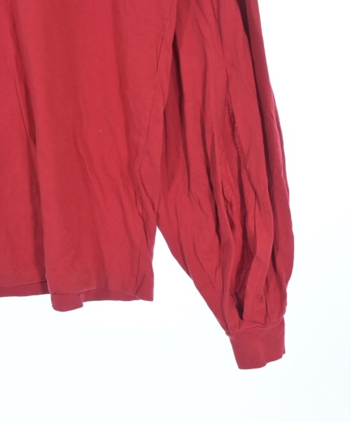 TOGA เสื้อยืด/เสื้อท็อปส์