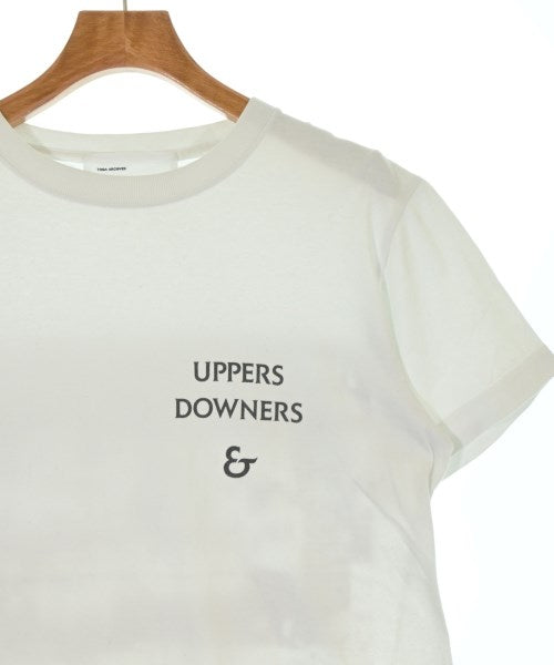 TOGA เสื้อยืด/เสื้อท็อปส์