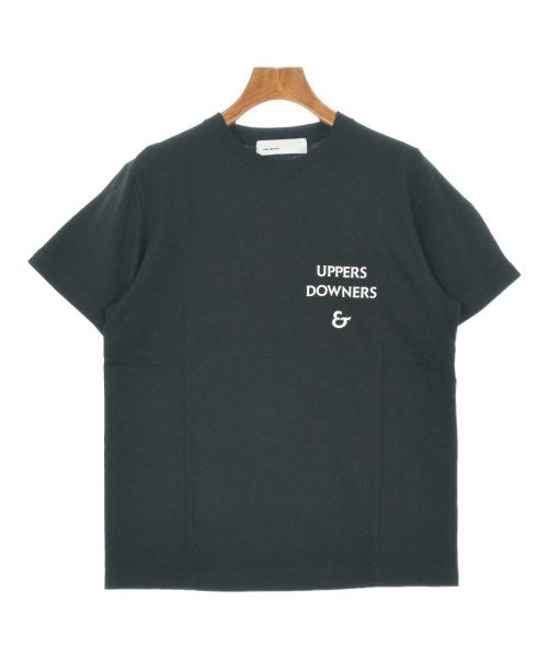 TOGA เสื้อยืด/เสื้อท็อปส์