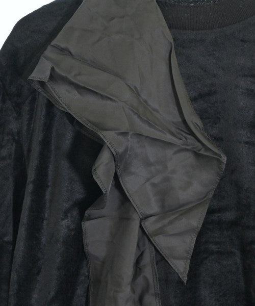 TOGA เสื้อยืด/เสื้อท็อปส์