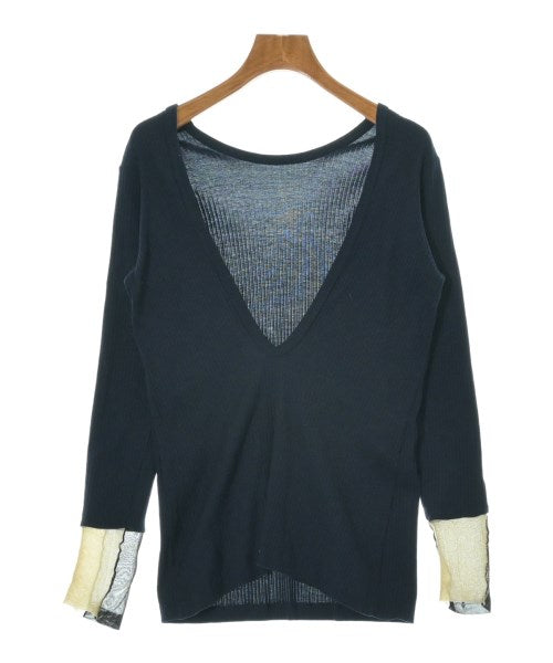 TOGA เสื้อยืด/เสื้อท็อปส์