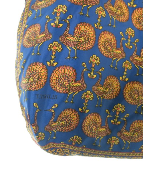 TOGA VIRILIS กระเป๋าถือขนาดใหญ่