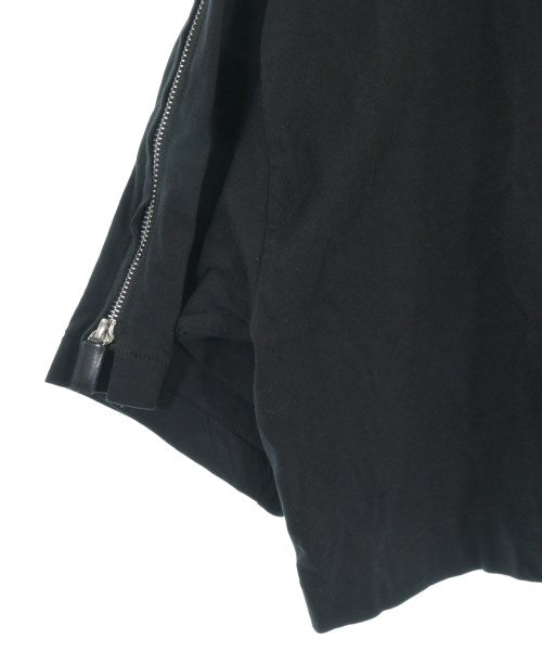 TOGA เสื้อยืด/เสื้อท็อปส์