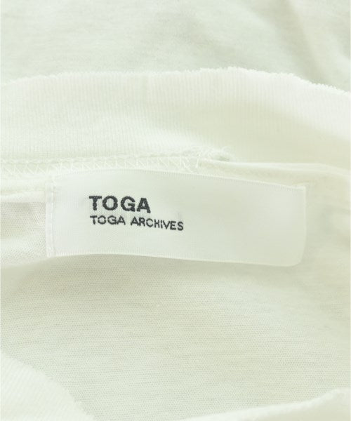 TOGA เสื้อยืด/เสื้อท็อปส์