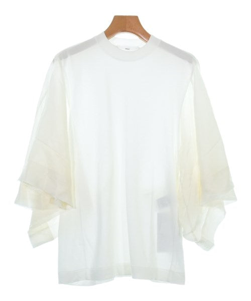 TOGA เสื้อยืด/เสื้อท็อปส์