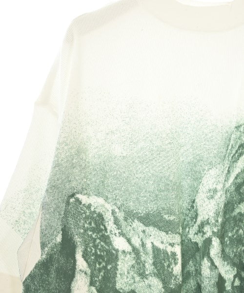 TOGA เสื้อยืด/เสื้อท็อปส์