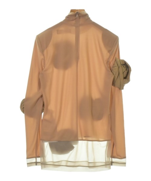 TOGA เสื้อยืด/เสื้อท็อปส์