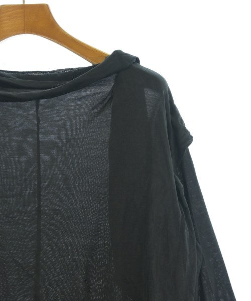 TOGA เสื้อยืด/เสื้อท็อปส์