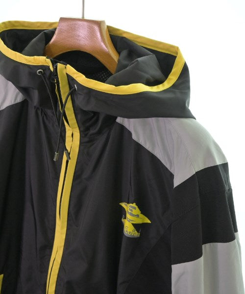 sacai เสื้อพาร์กาภูเขา