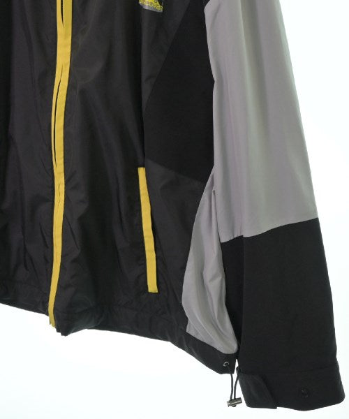 sacai เสื้อพาร์กาภูเขา
