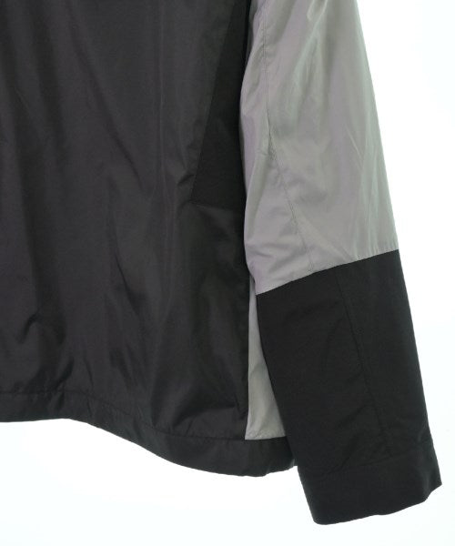 sacai เสื้อพาร์กาภูเขา