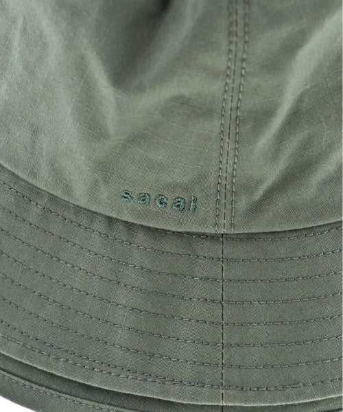 sacai หมวก