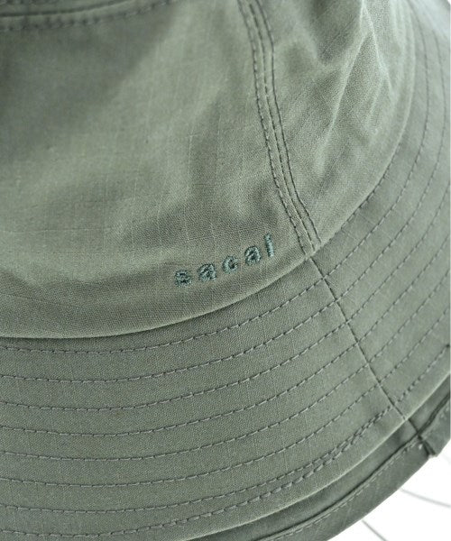sacai หมวก
