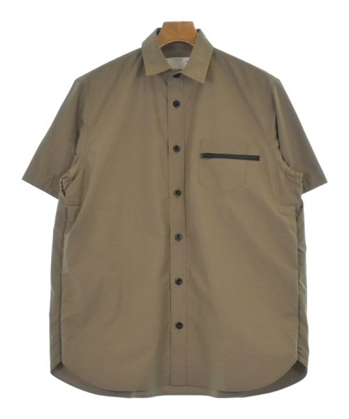 sacai เสื้อลำลอง