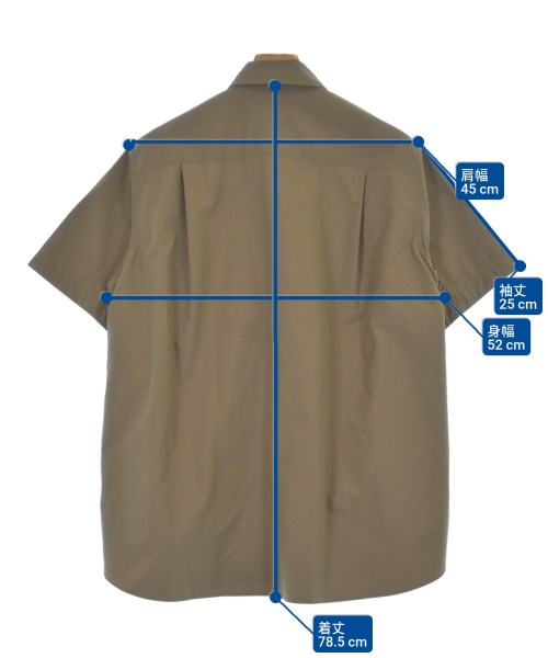 sacai เสื้อลำลอง