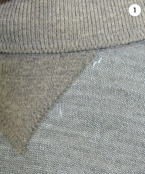 sacai เสื้อกันหนาว