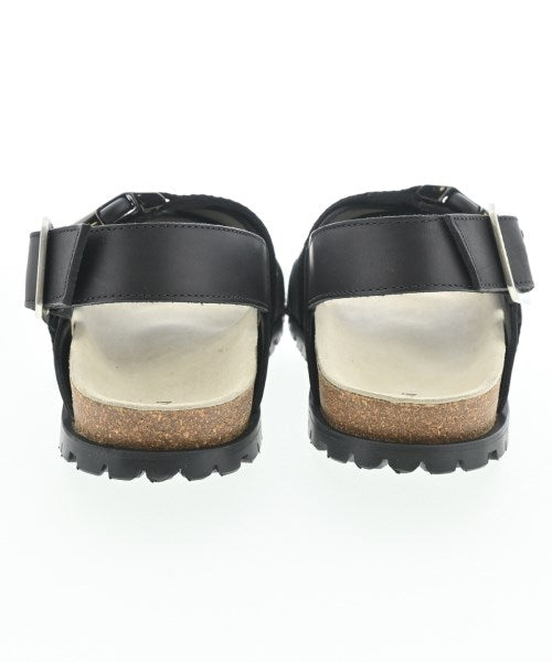 A.P.C. รองเท้าแตะ
