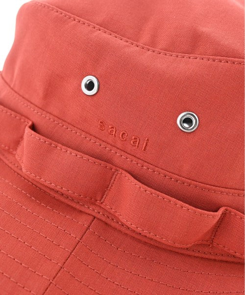 sacai หมวก