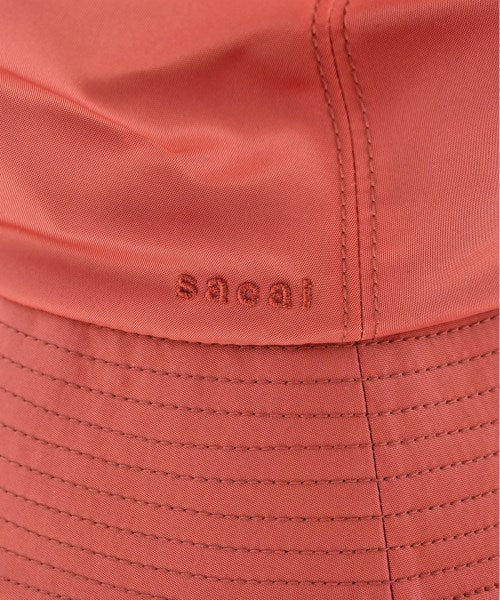 sacai หมวก