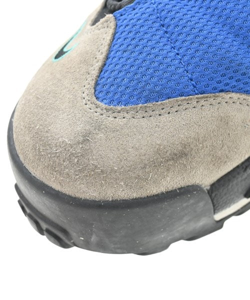 sacai รองเท้าผ้าใบ