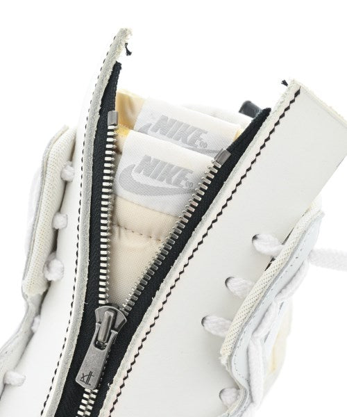 sacai รองเท้าผ้าใบ