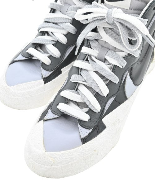 sacai รองเท้าผ้าใบ
