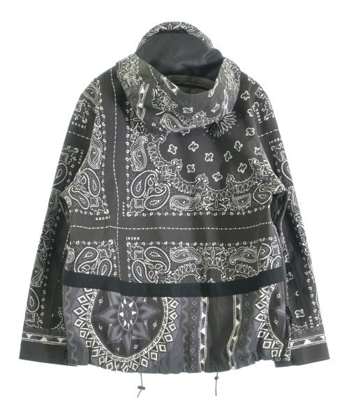 sacai เสื้อพาร์กาภูเขา