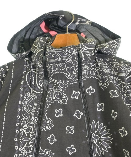 sacai เสื้อพาร์กาภูเขา