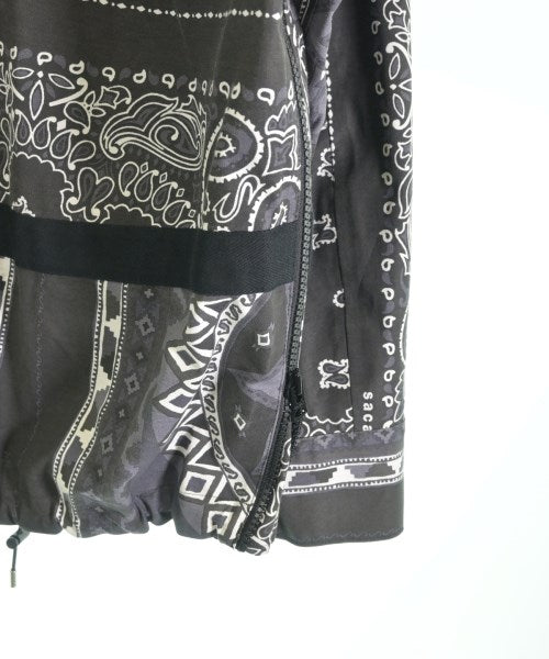 sacai เสื้อพาร์กาภูเขา