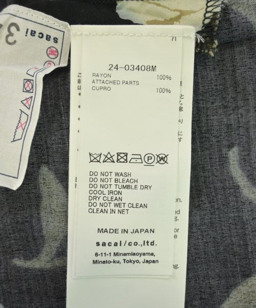 sacai เสื้อลำลอง