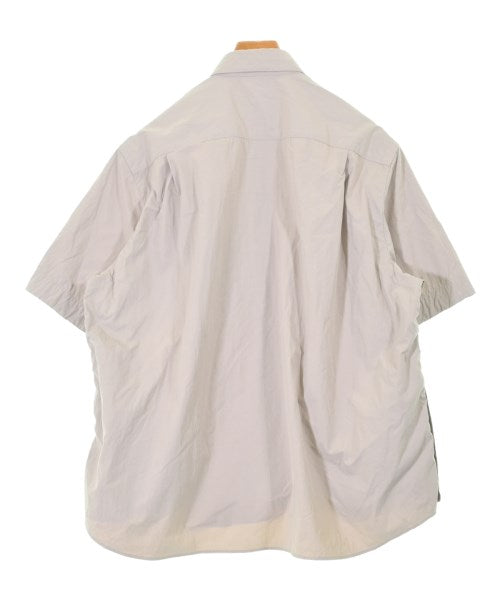 sacai เสื้อลำลอง