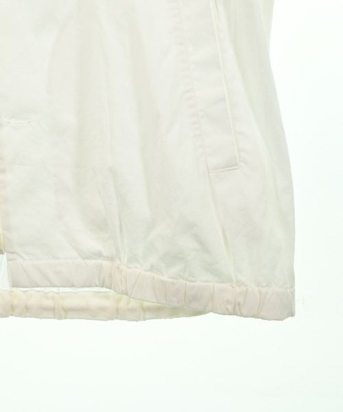 sacai เสื้อลำลอง