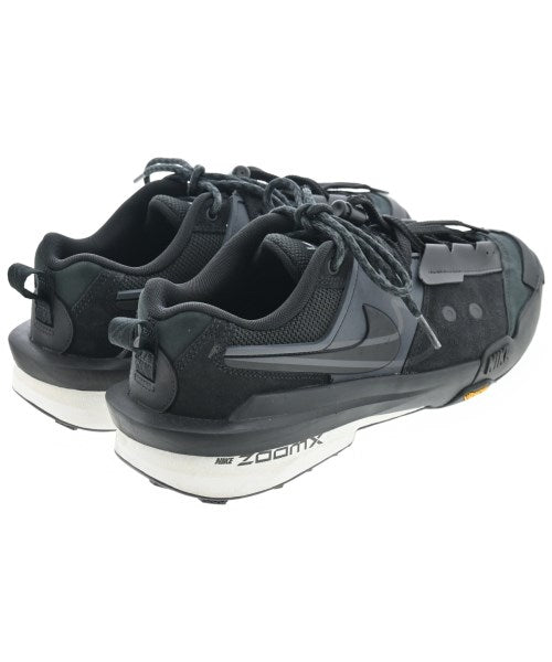 sacai รองเท้าผ้าใบ