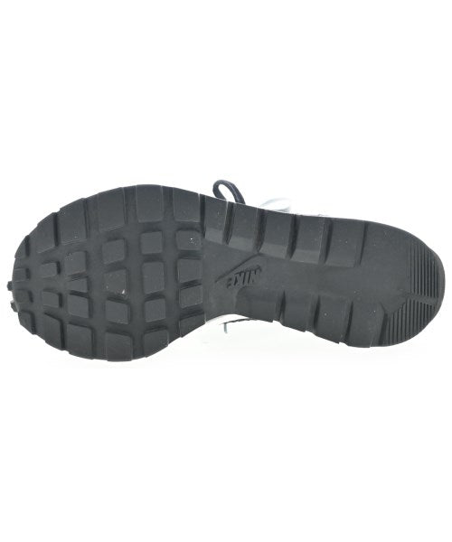 sacai รองเท้าผ้าใบ