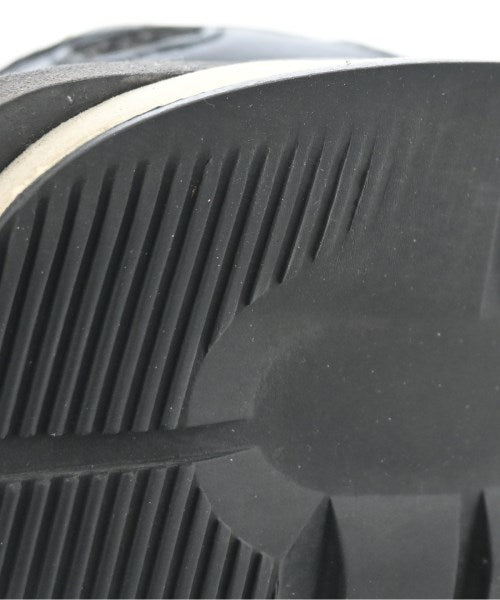 sacai รองเท้าผ้าใบ