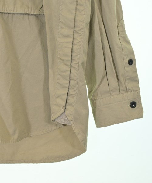 sacai เสื้อลำลอง