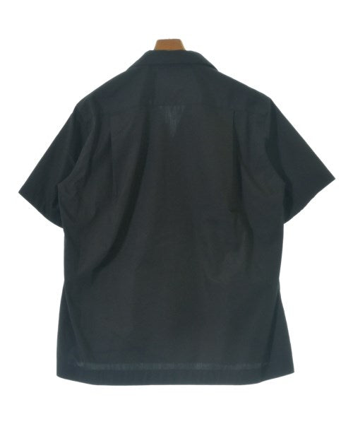 sacai เสื้อลำลอง