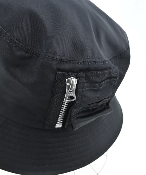sacai หมวก