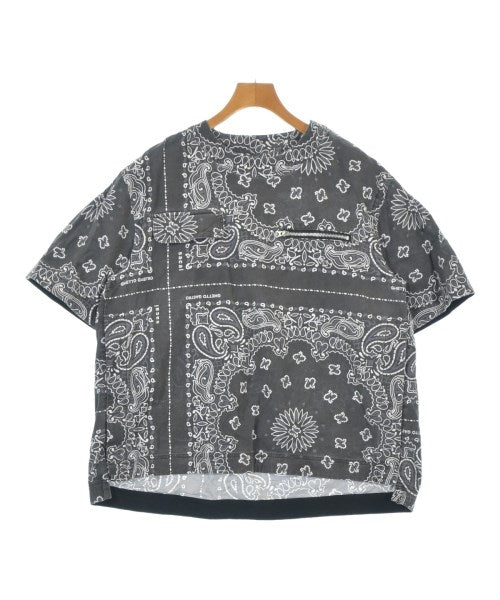 sacai เสื้อลำลอง