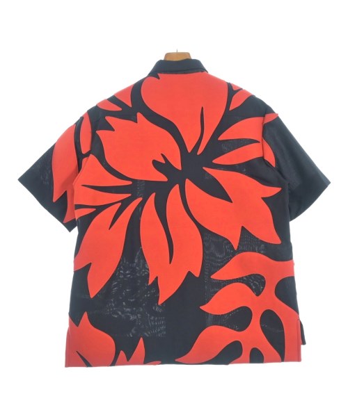 sacai เสื้อลำลอง