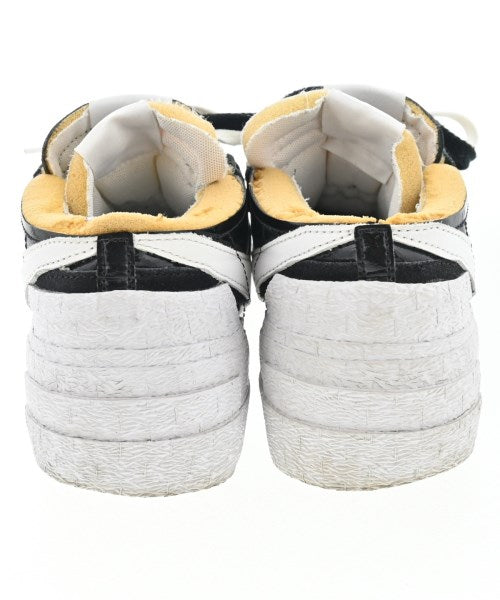 sacai รองเท้าผ้าใบ